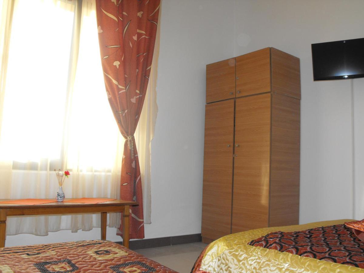 Casa Rustica Apart & Rooms Cimpineanca Bagian luar foto