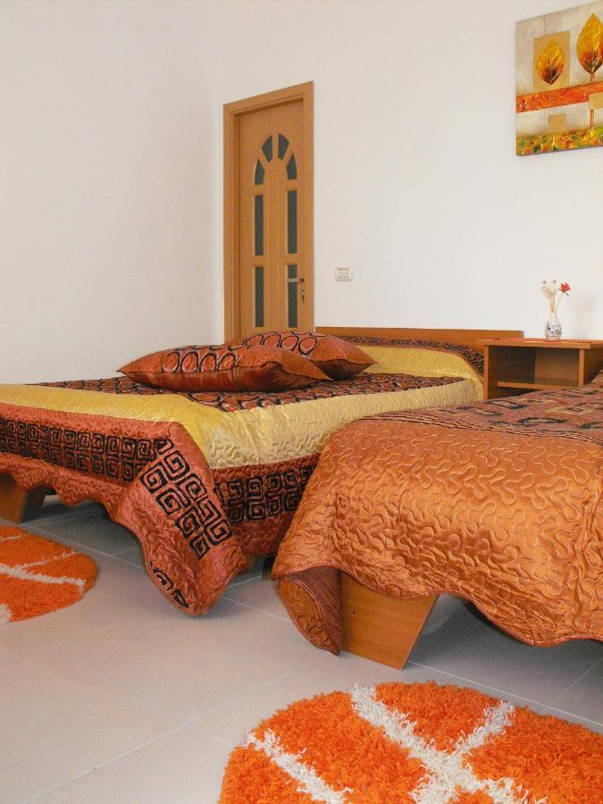 Casa Rustica Apart & Rooms Cimpineanca Bagian luar foto