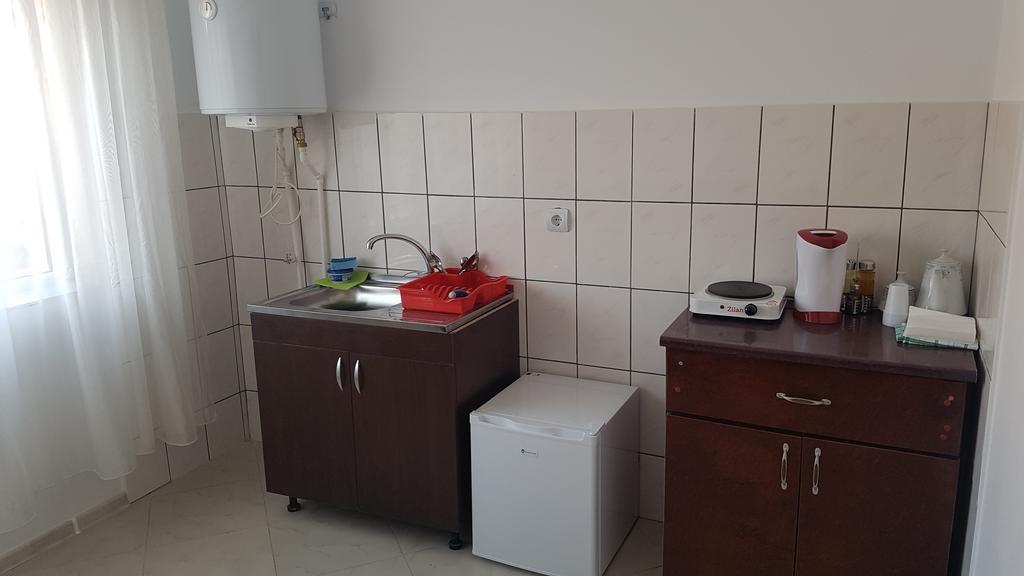 Casa Rustica Apart & Rooms Cimpineanca Bagian luar foto