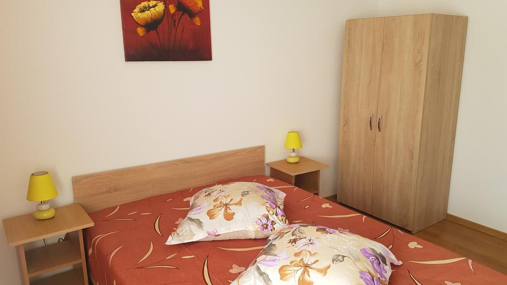 Casa Rustica Apart & Rooms Cimpineanca Bagian luar foto